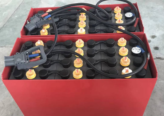 叉車蓄電池放電過大會(huì)形成損耗